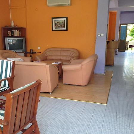קוסדסי Ayda Hotel מראה חיצוני תמונה