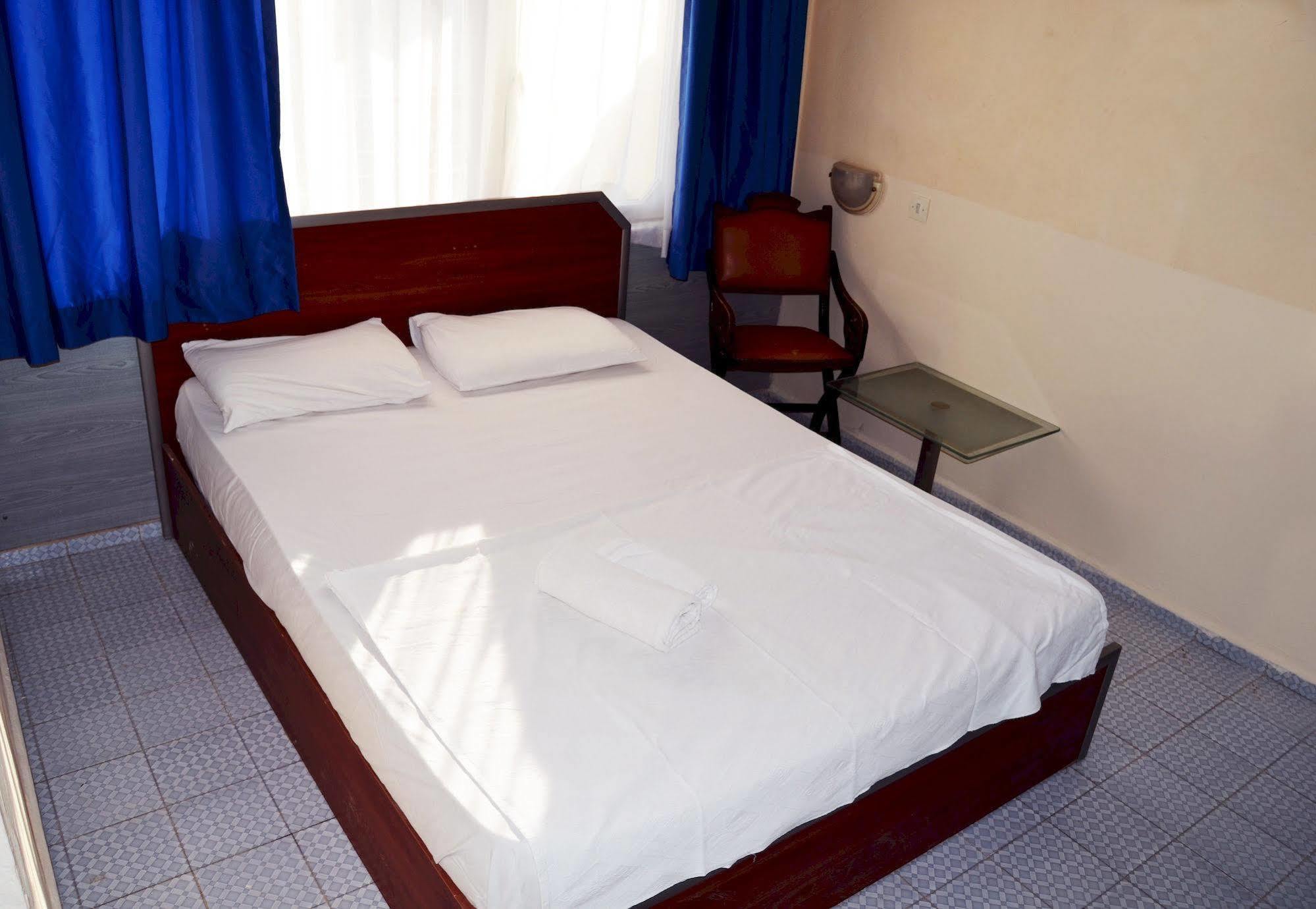 קוסדסי Ayda Hotel מראה חיצוני תמונה