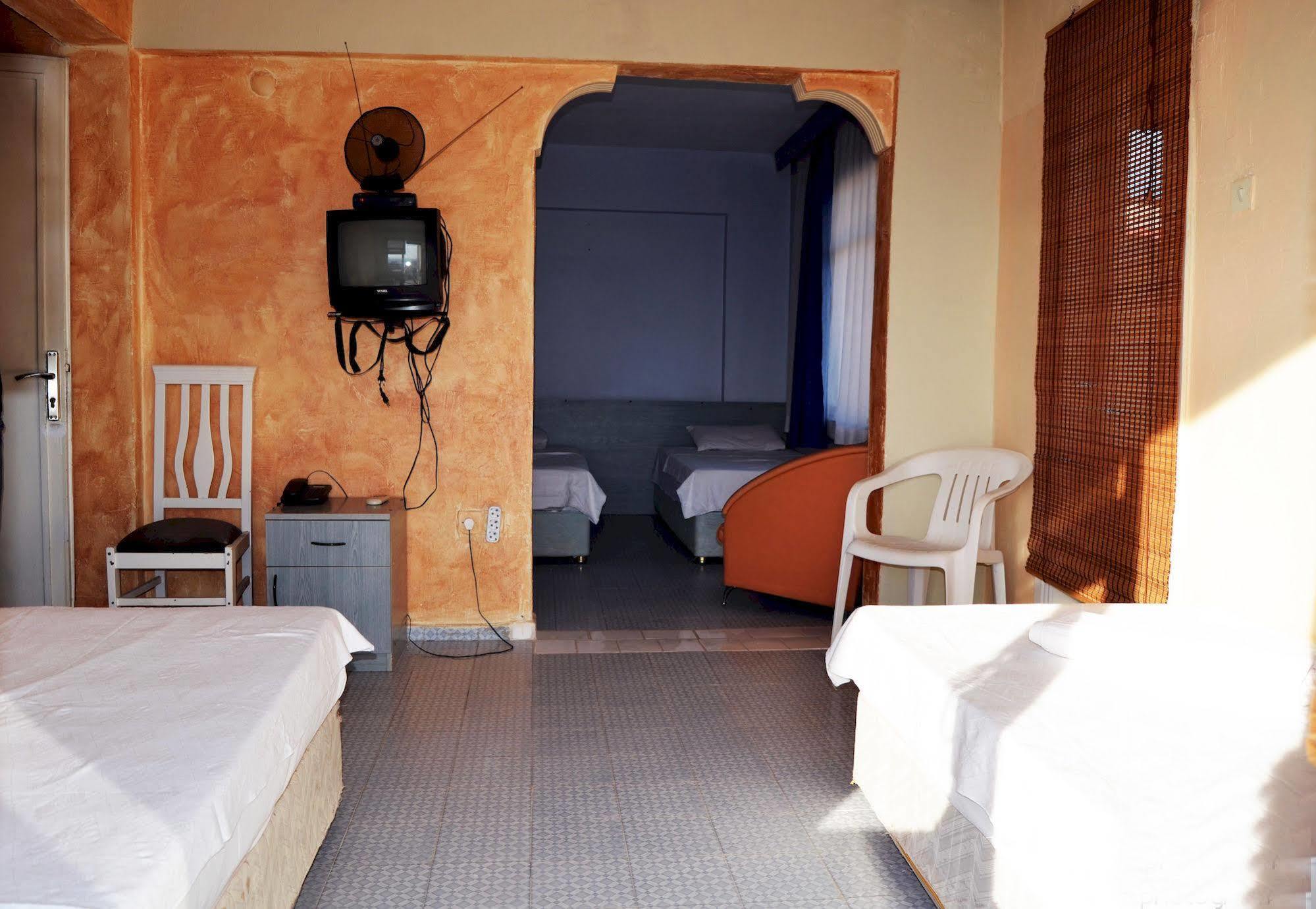קוסדסי Ayda Hotel מראה חיצוני תמונה